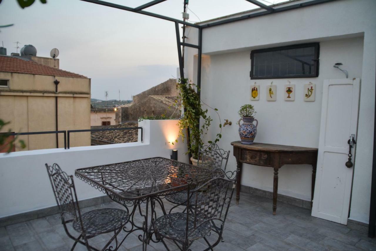 Zioli Bed and Breakfast Noto Eksteriør billede